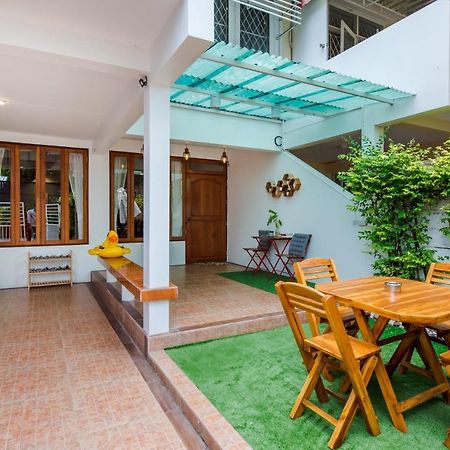 White Beach House Hua Hin 20 Second To The Beach Bagian luar foto