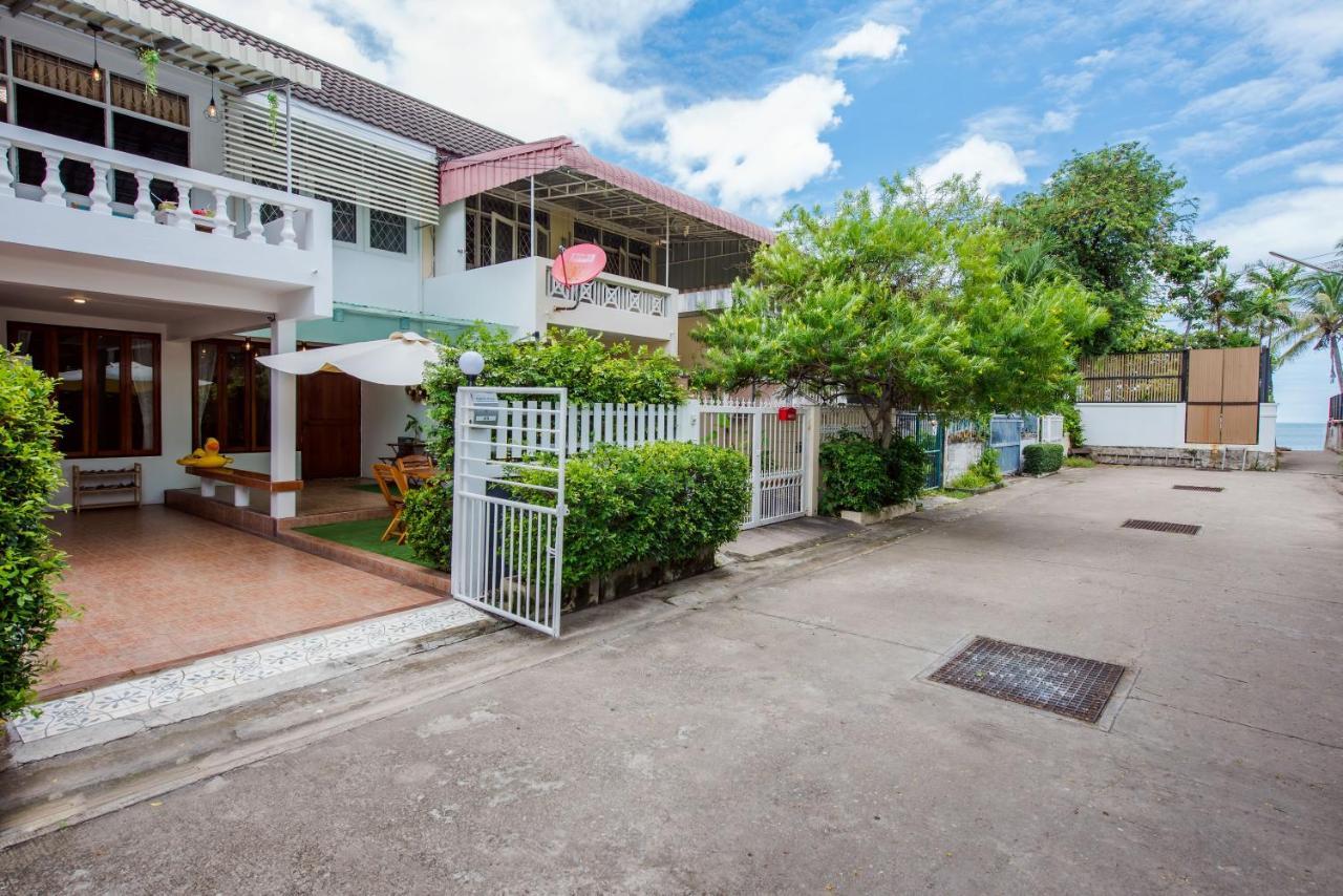 White Beach House Hua Hin 20 Second To The Beach Bagian luar foto