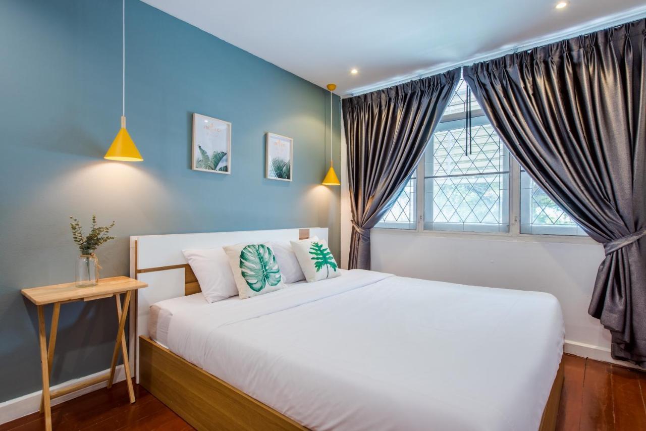 White Beach House Hua Hin 20 Second To The Beach Bagian luar foto