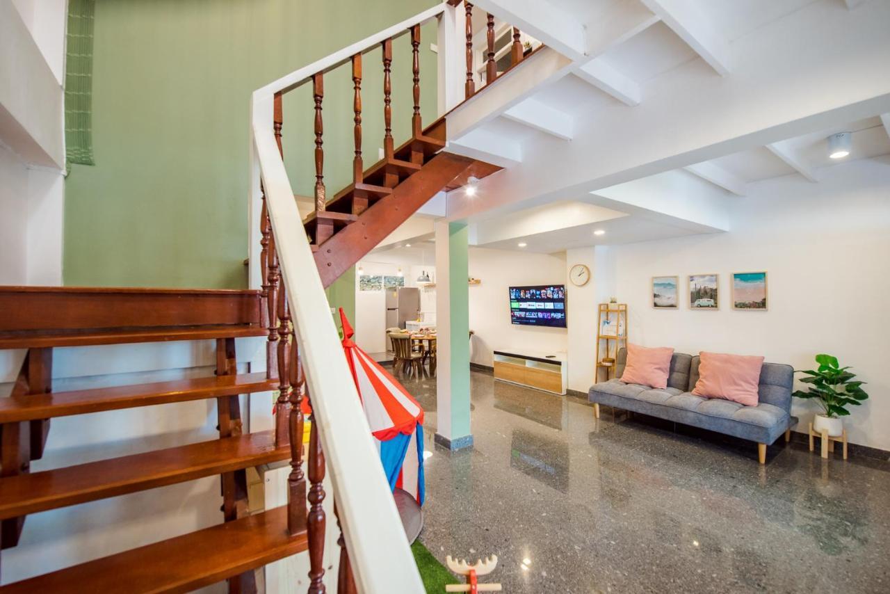 White Beach House Hua Hin 20 Second To The Beach Bagian luar foto