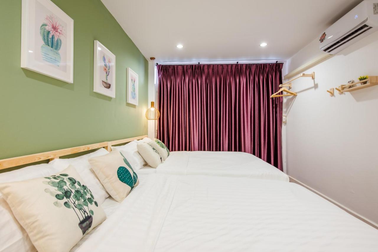White Beach House Hua Hin 20 Second To The Beach Bagian luar foto