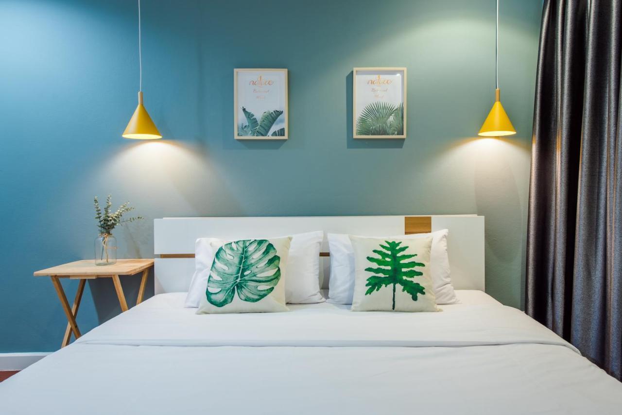 White Beach House Hua Hin 20 Second To The Beach Bagian luar foto