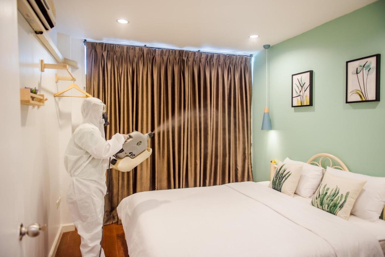 White Beach House Hua Hin 20 Second To The Beach Bagian luar foto